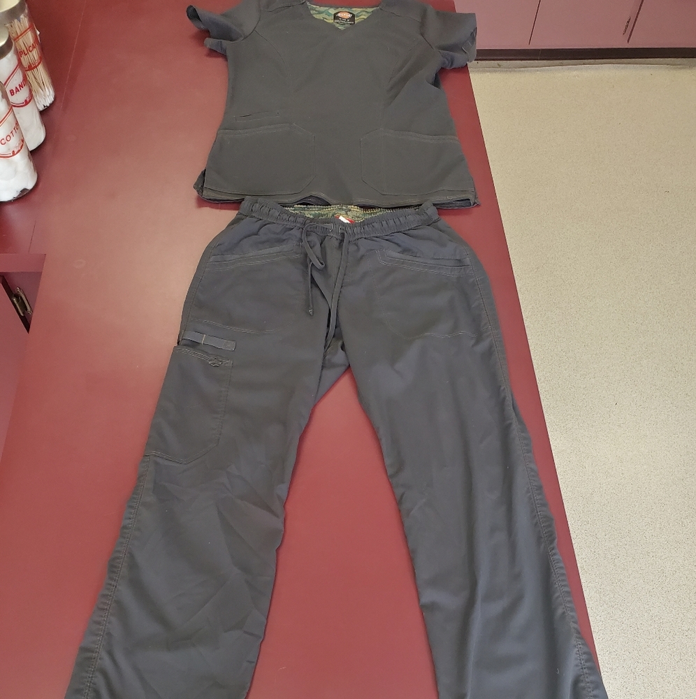 Dickies Scrub Set XS top & S pants